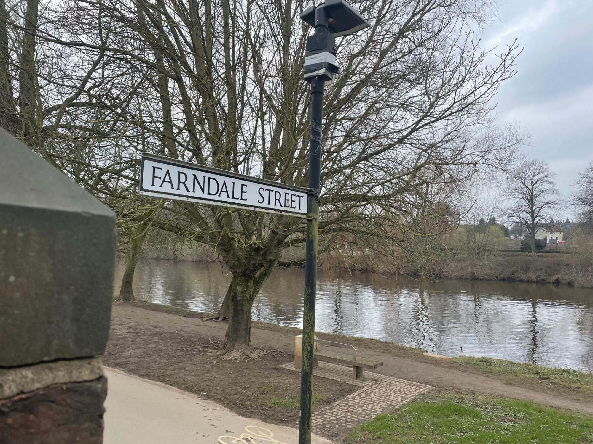 Riverside Lodge - Quaint Victorian Home By The River York Exteriör bild