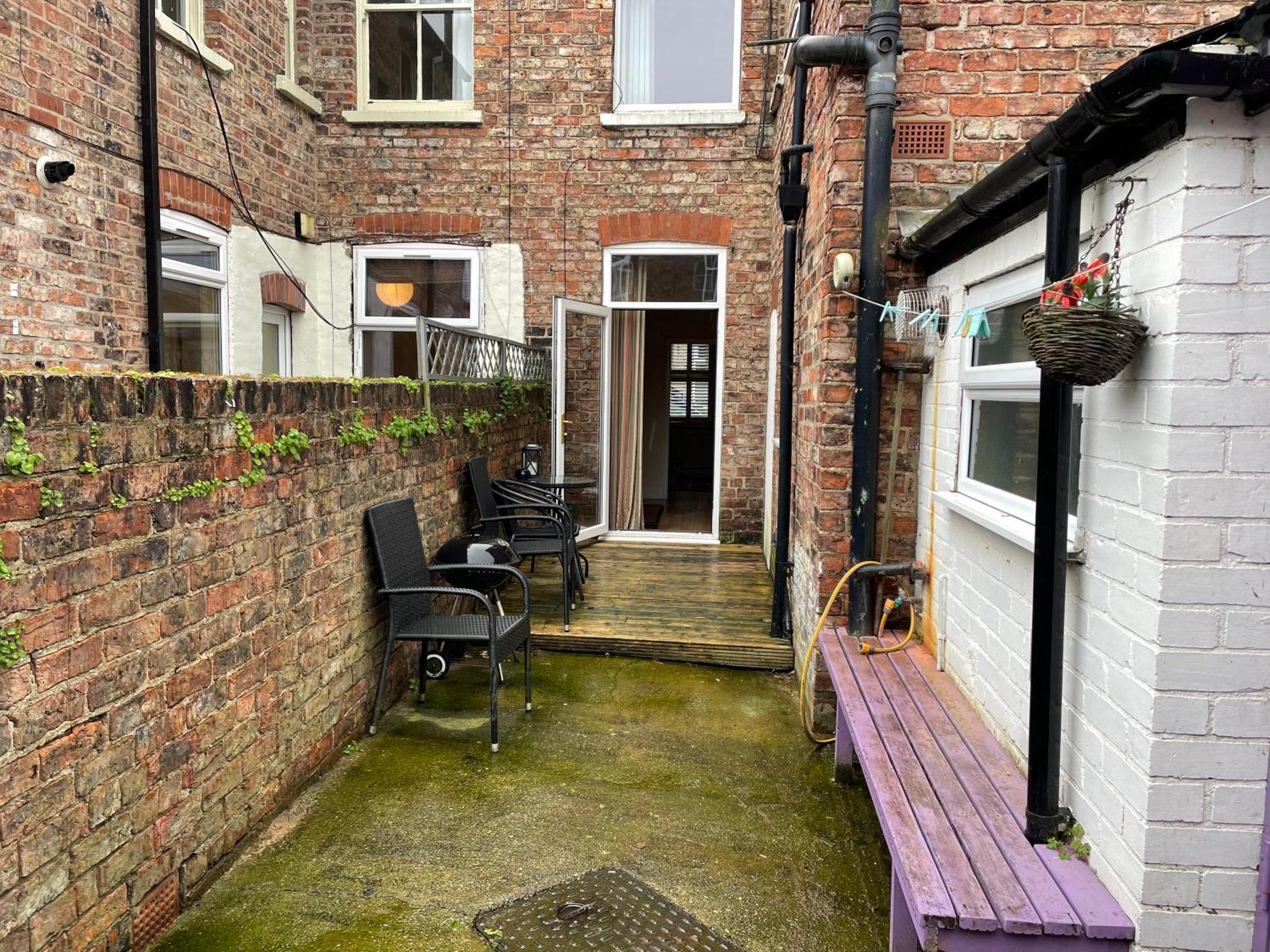 Riverside Lodge - Quaint Victorian Home By The River York Exteriör bild